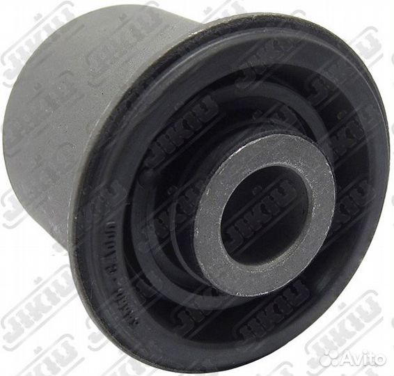 Сайлентблок нижнего рычага BH22074