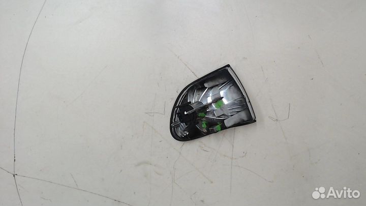 Поворот BMW 7 E38, 1997