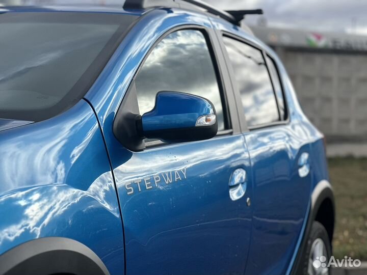 Renault Sandero Stepway 1.6 МТ, 2016, 35 800 км