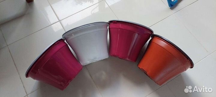 Кашпо для цветов Б.У. Цена с подвесами