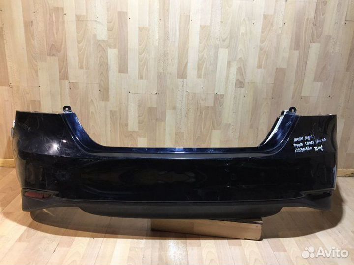 Бампер задний под парктроники Toyota