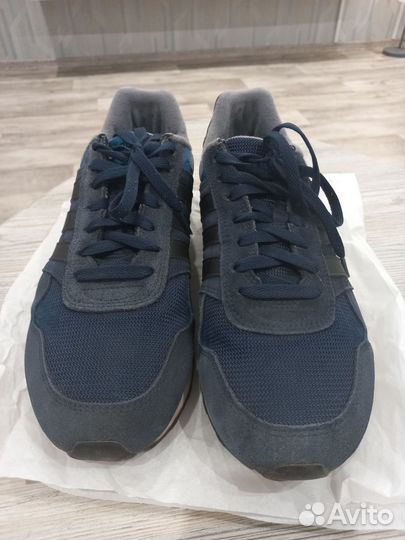 Кроссовки adidas neo