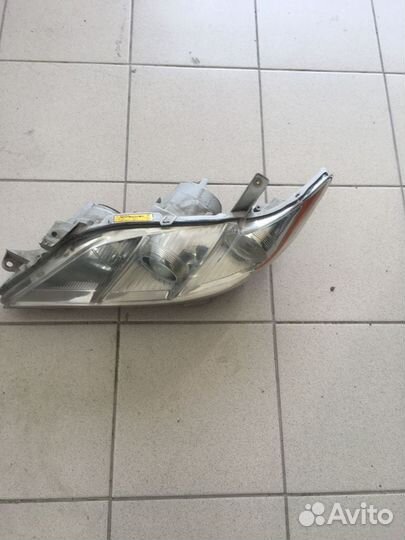 Фара передняя левая Тойота Камри Toyota Camry