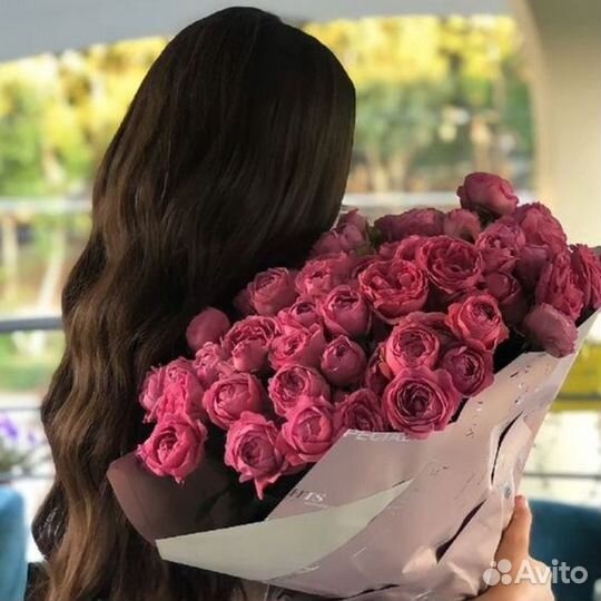 Букет из кустовых пионовидных роз Доставка