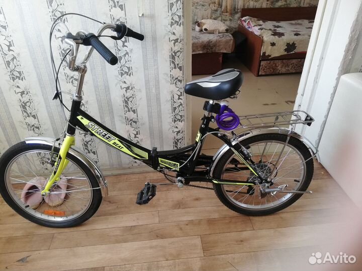 Продам велосипед детский почти новый один