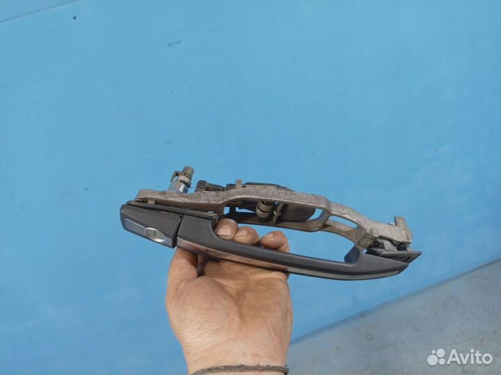 Ручка двери передней наружная правая Mercedes-Benz