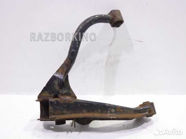 Рычаг задний верхний правый