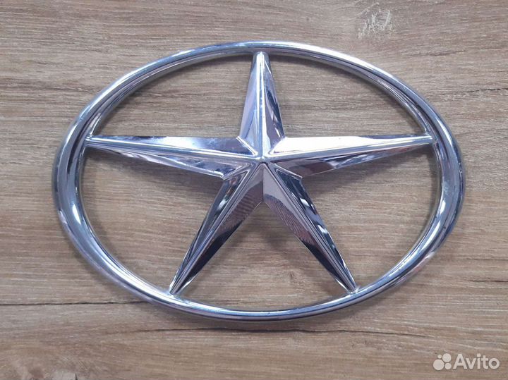 Эмблема решётки радиатора JAC S3