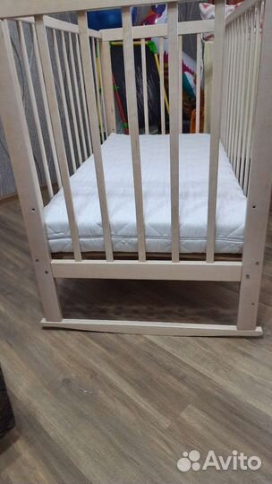 Детская кроватка + матрас