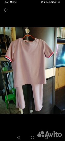 Спортивный костюм женский