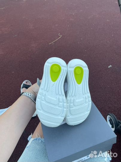 Ecco босоножки 25