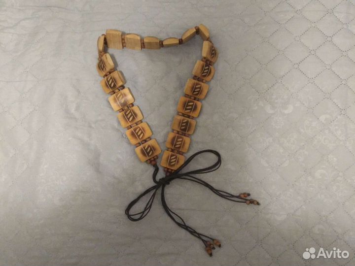 Пояс дерево