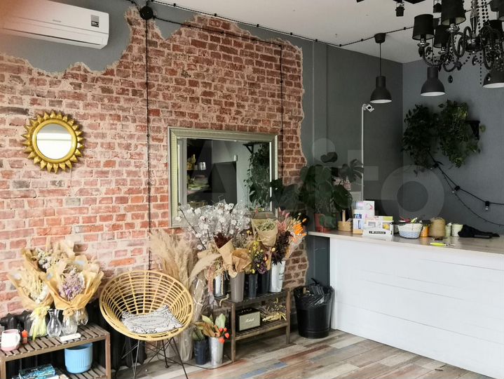 Торговое помещение в туристическом месте, 52.1 м²