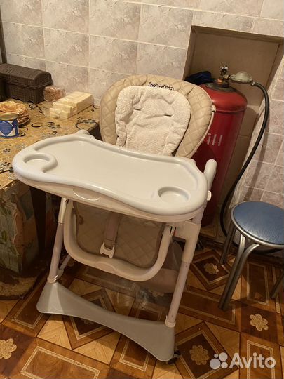Детский стульчик для кормления