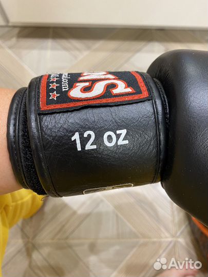 Боксерские перчатки twins 12