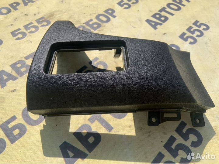 Накладка на торпедо левая Kia Quoris