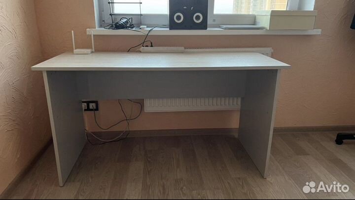 Компьютерный стол новый
