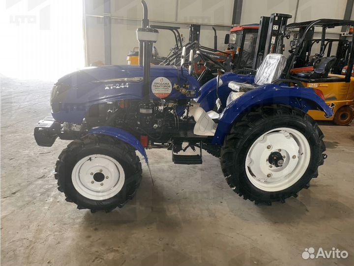 Мини-трактор XINGTAI XT244, 2023