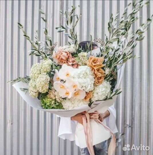 Букет роз и цветов