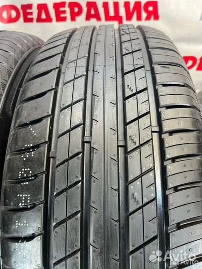 RoadX RXQuest SU01 275/40 R21 и 315/35 R21 107Y