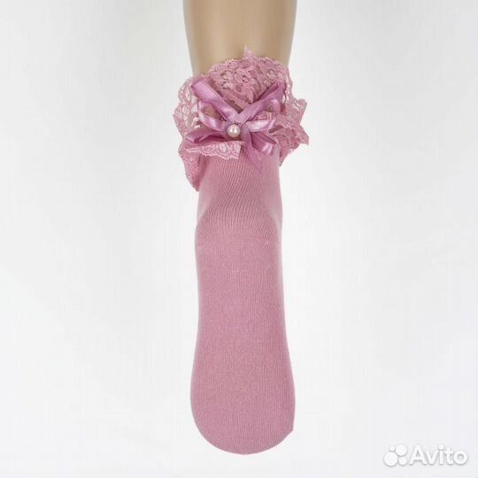 Носочки с кружевом для девочки