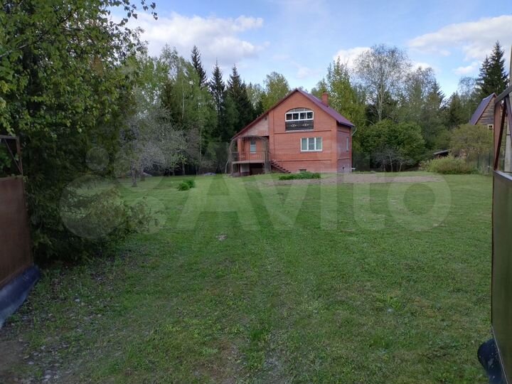 Дом 208,7 м² на участке 15 сот.