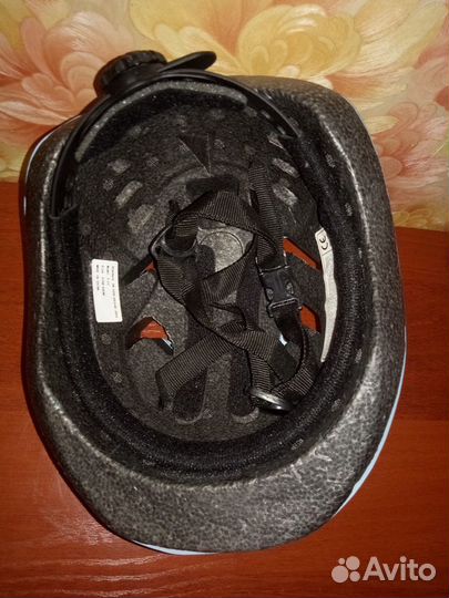 Детский шлем для катания на роликах