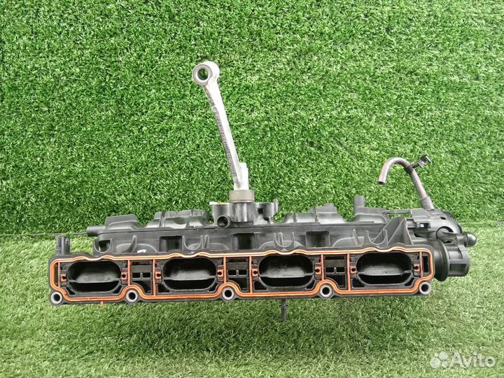 Впускной коллектор 06J133185BT Volkswagen Tiguan