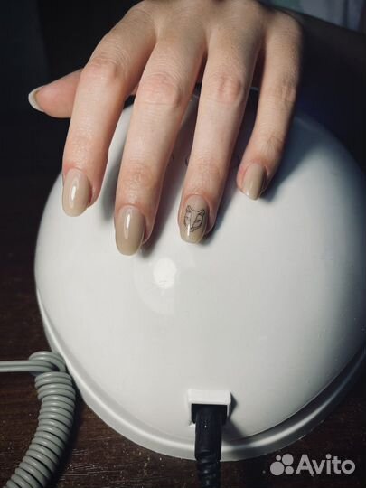 Мастер маникюра