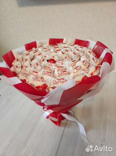 Сладкие букеты из конфет