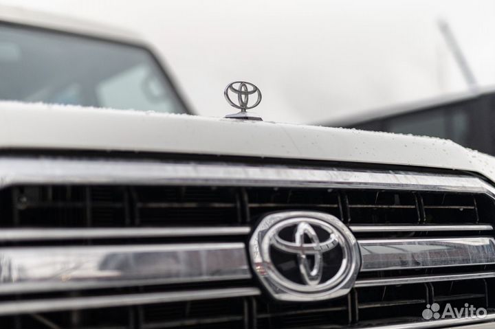 Toyota Land Cruiser 4.5 МТ, 2023, 36 км