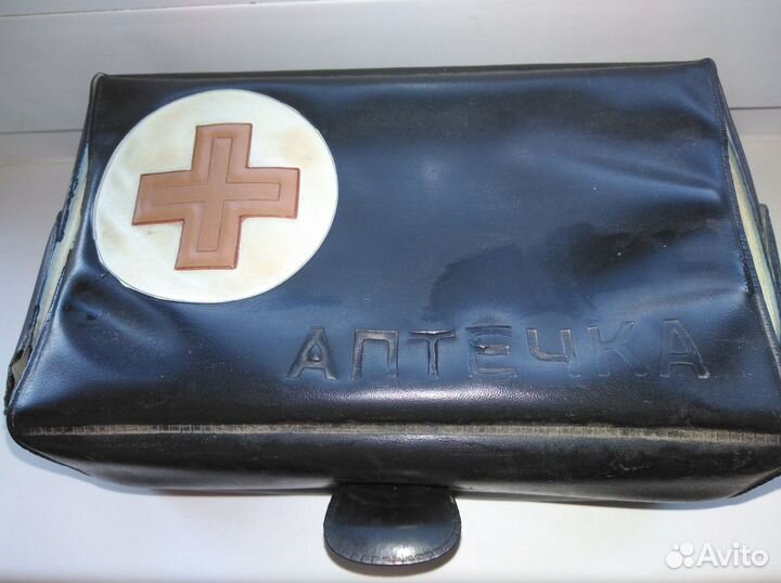 Аптечка автомобильная 1976 год