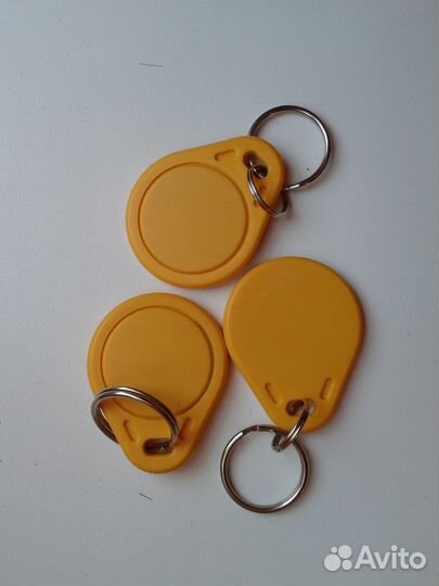 Ключ-таблетка для домофона