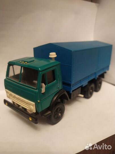 Модель автомобиля СССР 1:43 камаз 5320