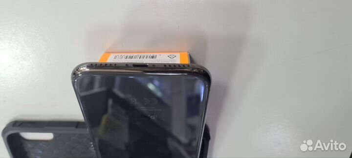 iPhone X, 256 ГБ