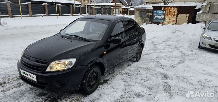 LADA Granta 1.6 МТ, 2013, 235 121 км