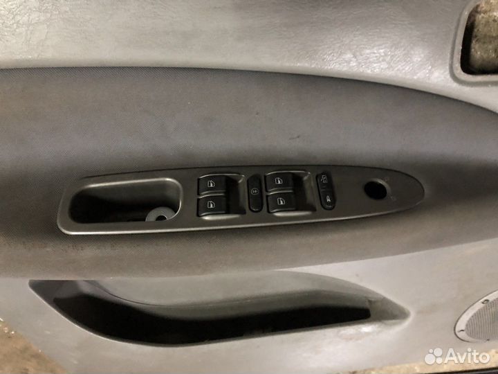 Блок управления стеклоподъемниками