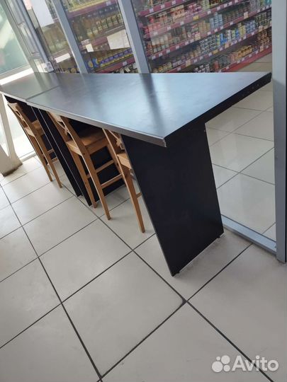 Барный стол