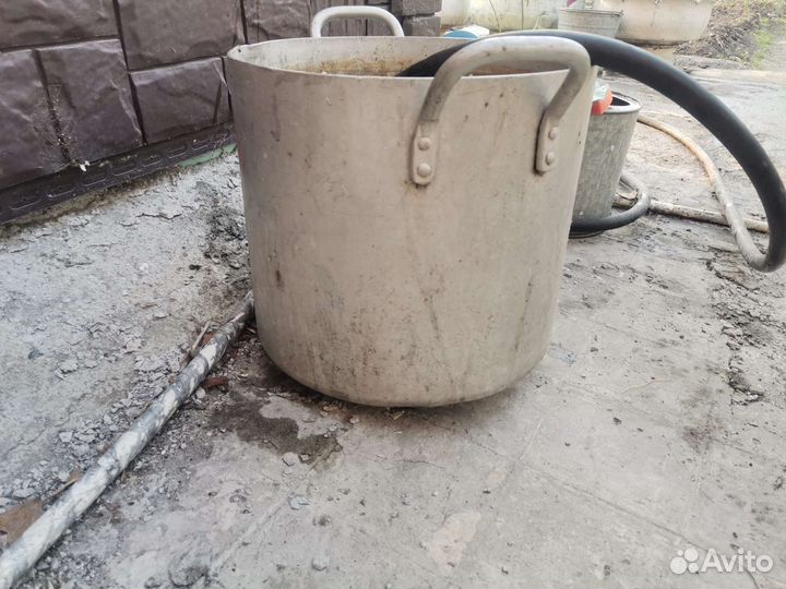 Кастрюли алюминиевые 50 и 30 литров