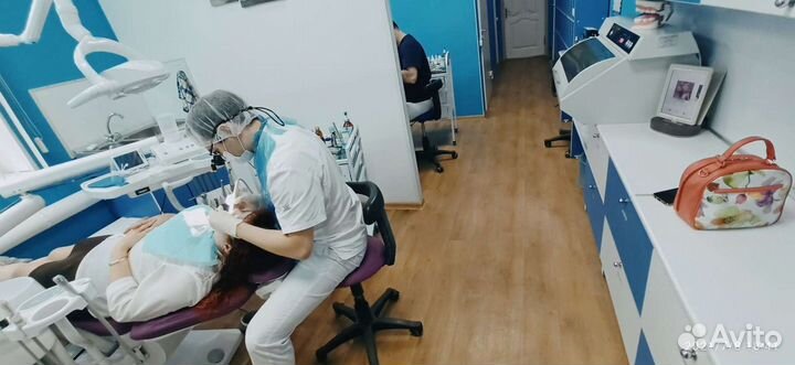 Врач стоматолог терапевт