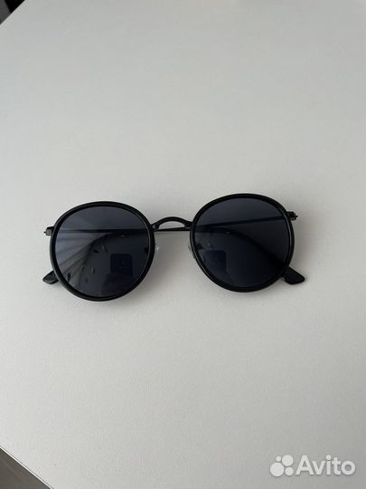 Солнцезащитные очки amov