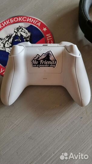 Xbox series s, одекватный торг уместен)