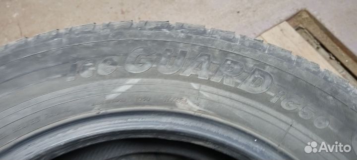 Yokohama Ice Guard IG50 215/60 R16