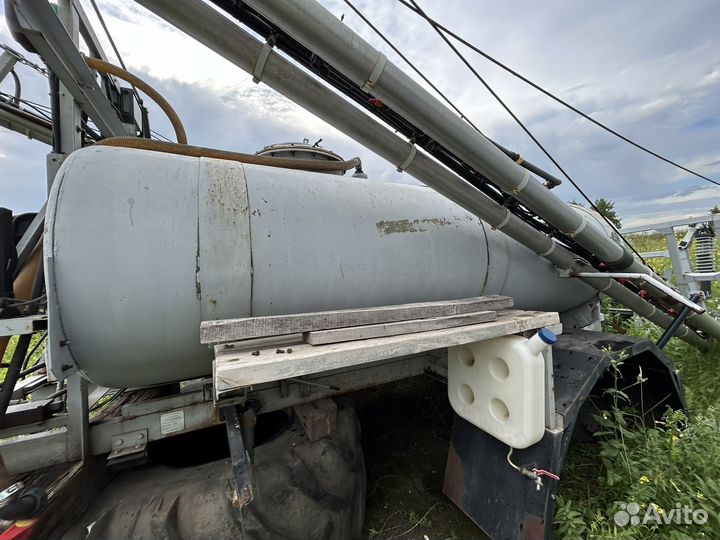 Опрыскиватель навесной