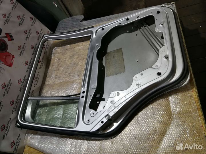 Дверь задняя левая volkswagen touran