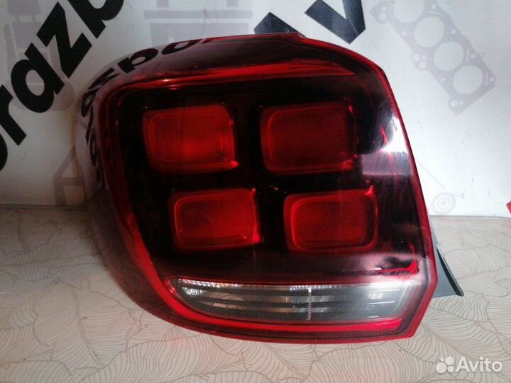 Фонарь задний левый Renault Sandero Stepway 1.5