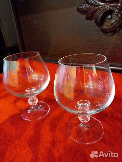 Хрустальные бокалы для коньяка