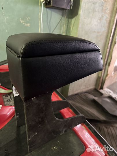 Подлокотник getz accent logan largus almera lanos