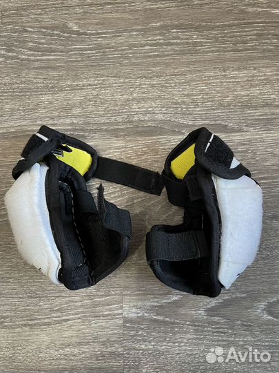 Налокотники хоккейные детские