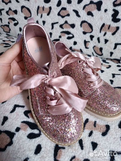 Кроссовки для девочки